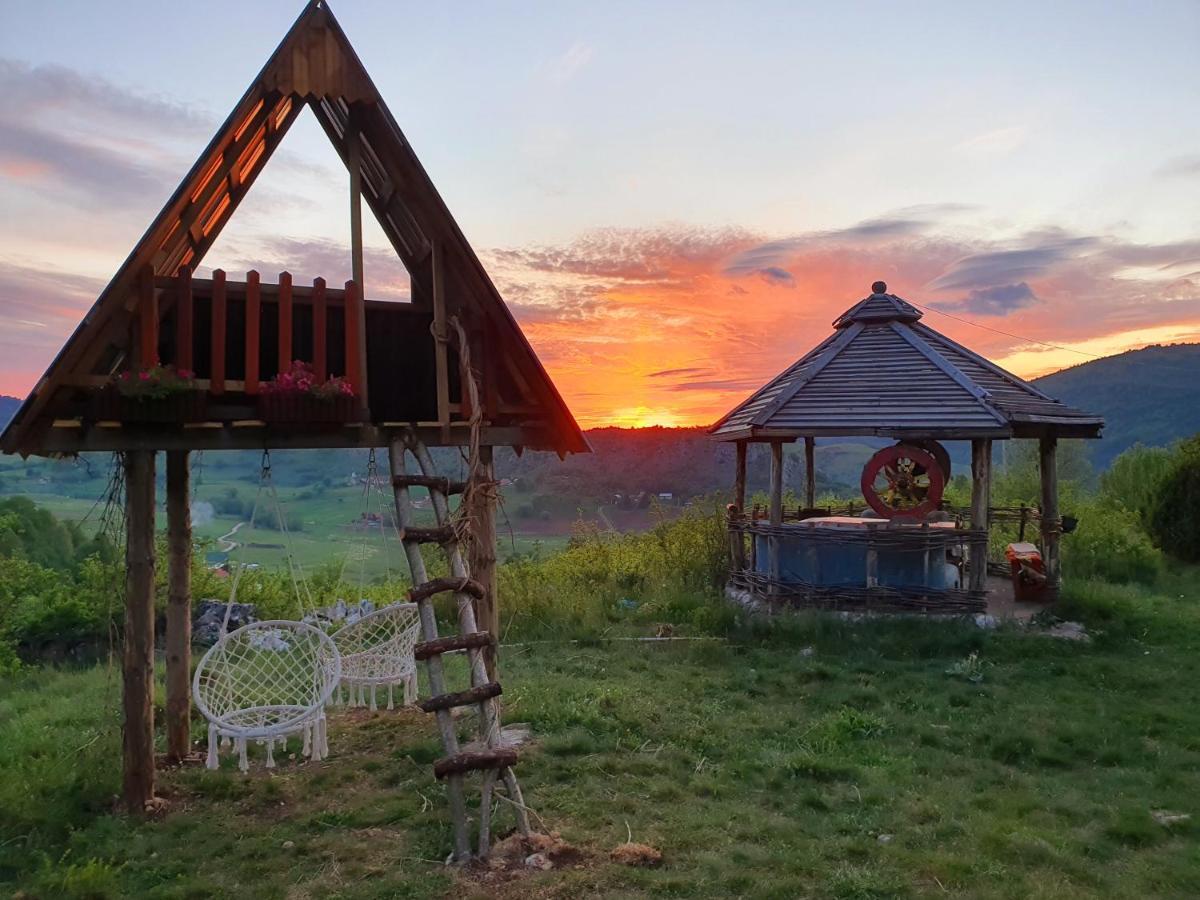 Log Cabin Uvac Nova Varoš Eksteriør bilde
