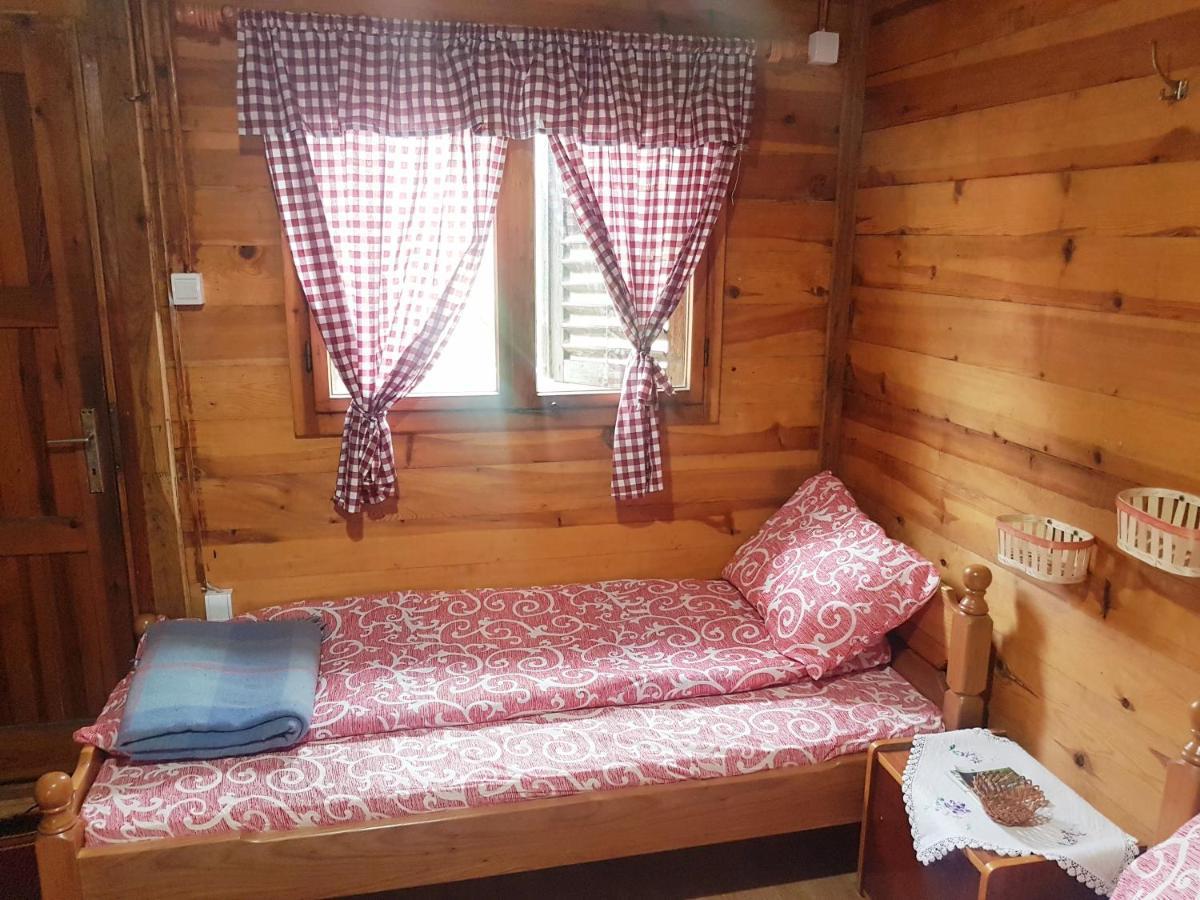 Log Cabin Uvac Nova Varoš Eksteriør bilde