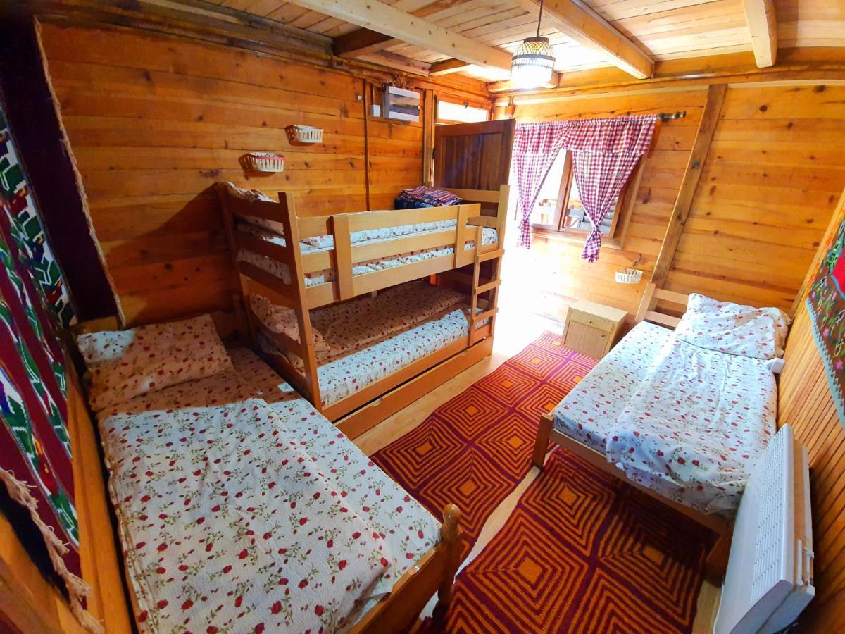 Log Cabin Uvac Nova Varoš Eksteriør bilde